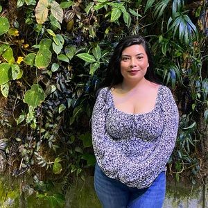 Meet your Posher, Anayeli